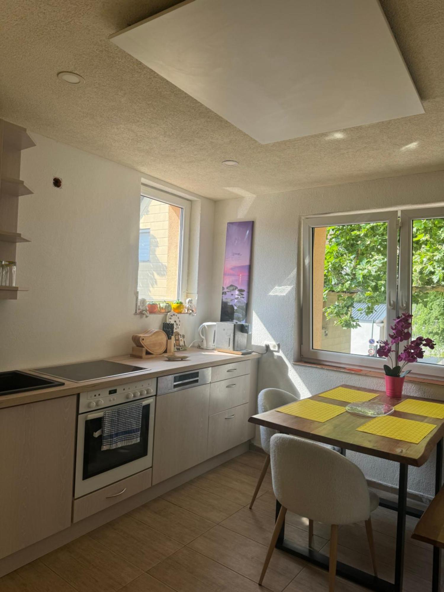 Ferienwohnung Cafe Graf Weinsberg Zimmer foto